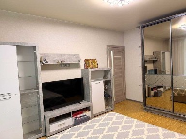 Продажа 1-комнатной квартиры 43 м², Метрологическая ул., 56