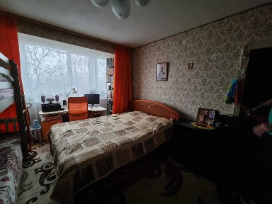1-кімнатна квартира неподалік від центру, вул. Кривалівська, 37