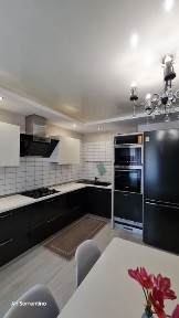 Довгострокова оренда 3-кімнатної квартири по вул. Першопрохідців, 3