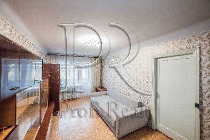 Продаж 2-кімнатної квартири 44 м², Чугуївський пров., 10