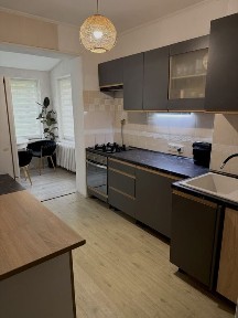 Продаж 2 кімнатної квартири + добудова 12 м². Р-н Автовокзал. Від власника