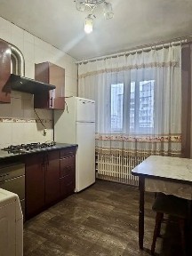 Продається 1к спецпроект по ГЕРОЇВ МАЙДАНУ (ТЦ МАЙДАН), 41м2! 2ий поверх! Кімната 20м2!
