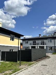 Горенка, Приозерна 17