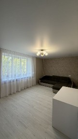 Продам 2 х комнатную киевский проэкт 3 этаж