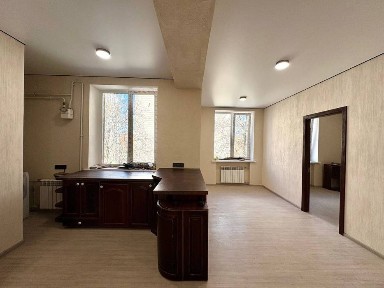 Продається 4 к. кв. на вул. Петропавлівська. ЄВідновлення
