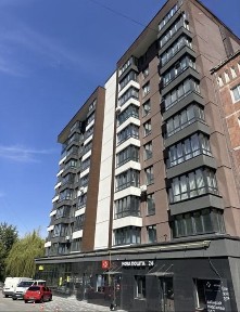 Продається 3-кімнатна квартира, вул. Вербицького, район Східний