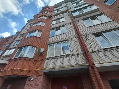 Продається 3 кім квартира 97м. кв по вул. Липова, Центр