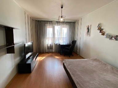 Продаж 1-к. Пр-т Григоренка, 28-В. Метро Позняки 10 хв, метро Осокорки. Під інвестицію підходить