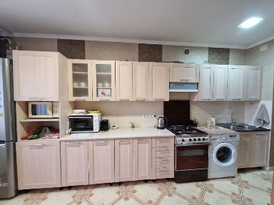 Продається 3-к. квартира м. Заставна