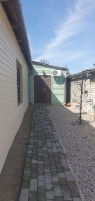 Сдаю свой отдельно стоящий домик со своим двориком, в Крыжановке