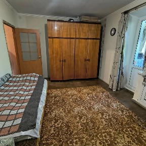 Однокімнатна 
