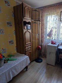 Продам 2 комн. квартиру 3/5п в п. Озерном