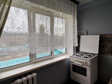 Киев, Воскресенская ул., 40