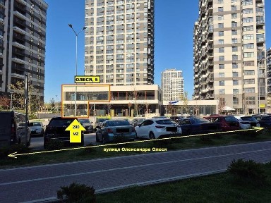 280м2 фасад в ЖК Варшавський-2 навпроти Оксфорд Медікал, Львівські круасани, поруч Philadelphia Roll, Zelena Lavka, Arabica coffee