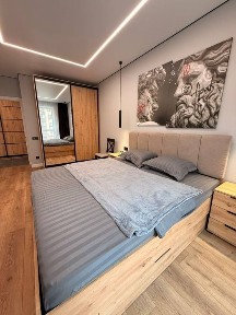 Сдам квартиру в ЖК <a href='/newbuilding/5650/view/zk-parus'>Парус</a>