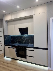 Одеса, Приморський, Краснова 3