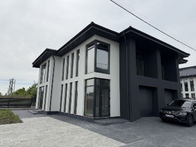 Продаж котеджу 140 м2 <a href='/newbuilding/6086/view/zk-zubra'>Зубра</a> до обʼїздної