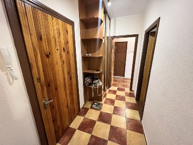 Оренда 2 кім. кв. метро Осокорки, Позняки вул. Гмирі 9 А