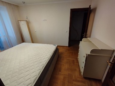 Оренда 3х кім квартири по вул. Лазаренка
