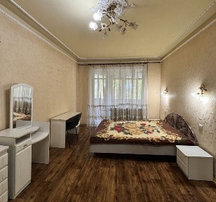 Одеса, Київський, вулиця Сім'ї Глодан 21