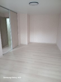 Продаж 1 кімнатна в центрі 2/5
