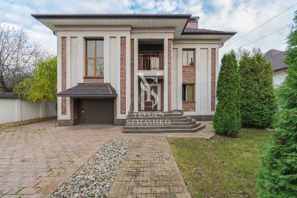 Аренда дома 310 м², Академика Туполева ул.