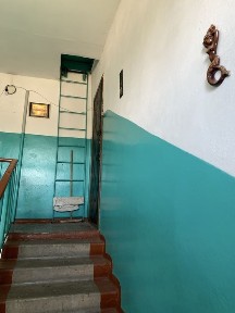 Продаж трикімнатноі квартири передмістя Черкас