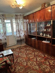 АН продаж трикімнатна квартира вул. Іскровська