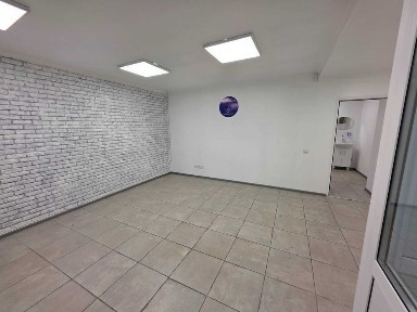 Фасадне приміщення, Печерськ, 57м. кв. Від власника