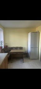 Поділ 1 кімнатна квартира в новому будинку