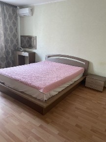 Сдам 1-ную кварт р-н Черемушки ул Бреуса / ул Малиновского ( Вадатурск)