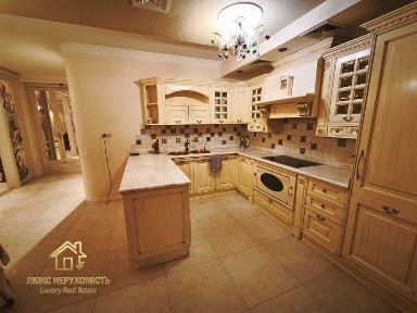 Сдам большую 3 комнатную квартиру ЖК Новая Аркадия