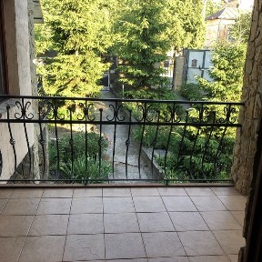 Оренда частини будинку вул. <a href='/newbuilding/4837/view/zk-trakt'>Тракт</a> Глинянський