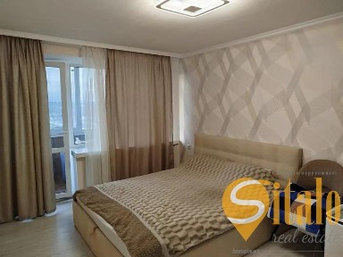 Продаж 3к. кв. по вул. Чарівна (035)