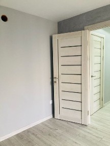 Продам трьох кімнатну у м. Новий Розділ.