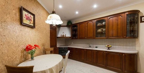 Продам квартиру з паркомісцем в центрі Дніпра