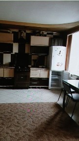 3-х квартира на Крошні автономка