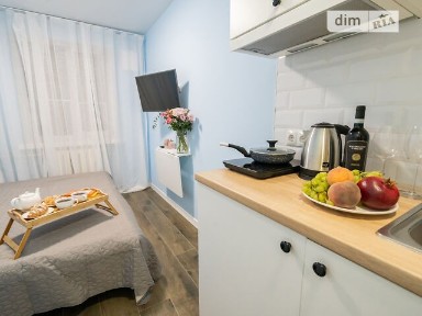 Здам подобово 1к квартиру на вул. Карела Чапека 7 • ID 33417565