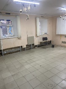 Здам Напівцоколь Центр