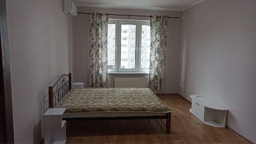 Київ, Подільський, Сімʼї Кульженків 21