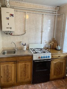Продаж 2 х кім квар Сумська обл, Конотоп, вул Короленко 35