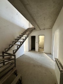 Квартира 147 м² 400$/м²