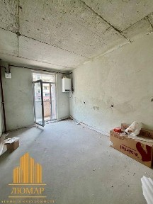 Продаж 1 кім. квартири в ЖК Угорська 14
