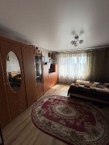 Продам двокімнатну квартиру. Симона Петлюри 36