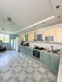 Совки, будинок для двох сімей з автономними половинами - Крутогірна, 21