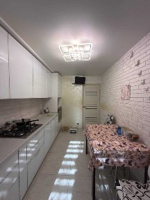 Трехкомнатная квартира на Таирова Семьи Глодан Ильфа и Петрова Левитана