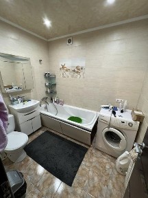 3-х кім. квартира в районі Цирку з автономкою