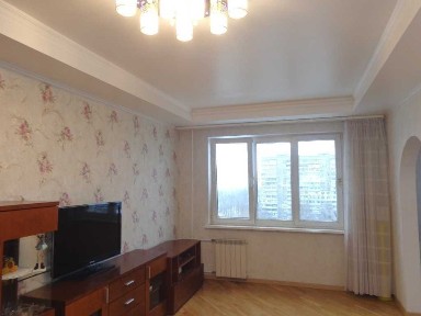 Киев, Композитора Лятошинского ул., 2