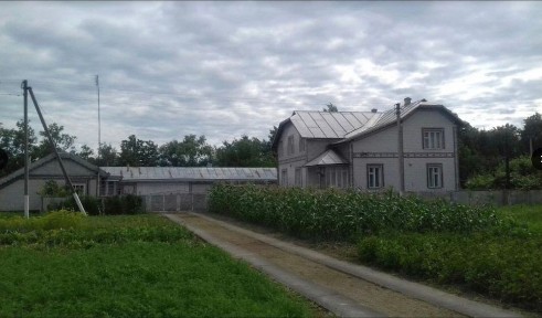 Продам будинок в с. Олешків