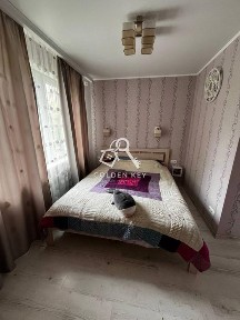 Продаж 3-кімнатної квартири по вул. Харитонова